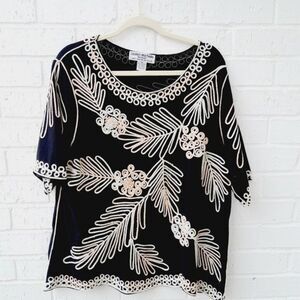 LAUREN MICHELLE Woman Plus Stretchy Knit Ribbon Metallic Embroidery Top sz: 2X